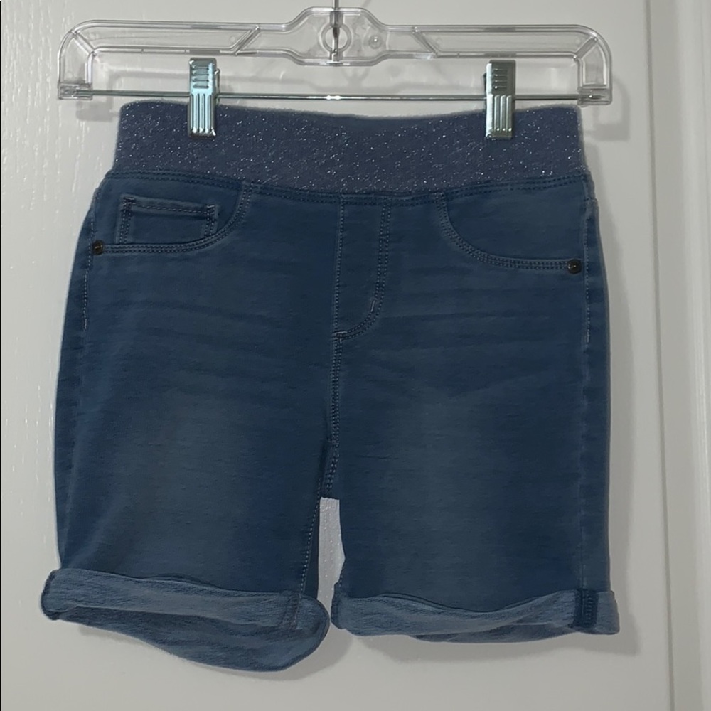 Arizona girl’s shorts
